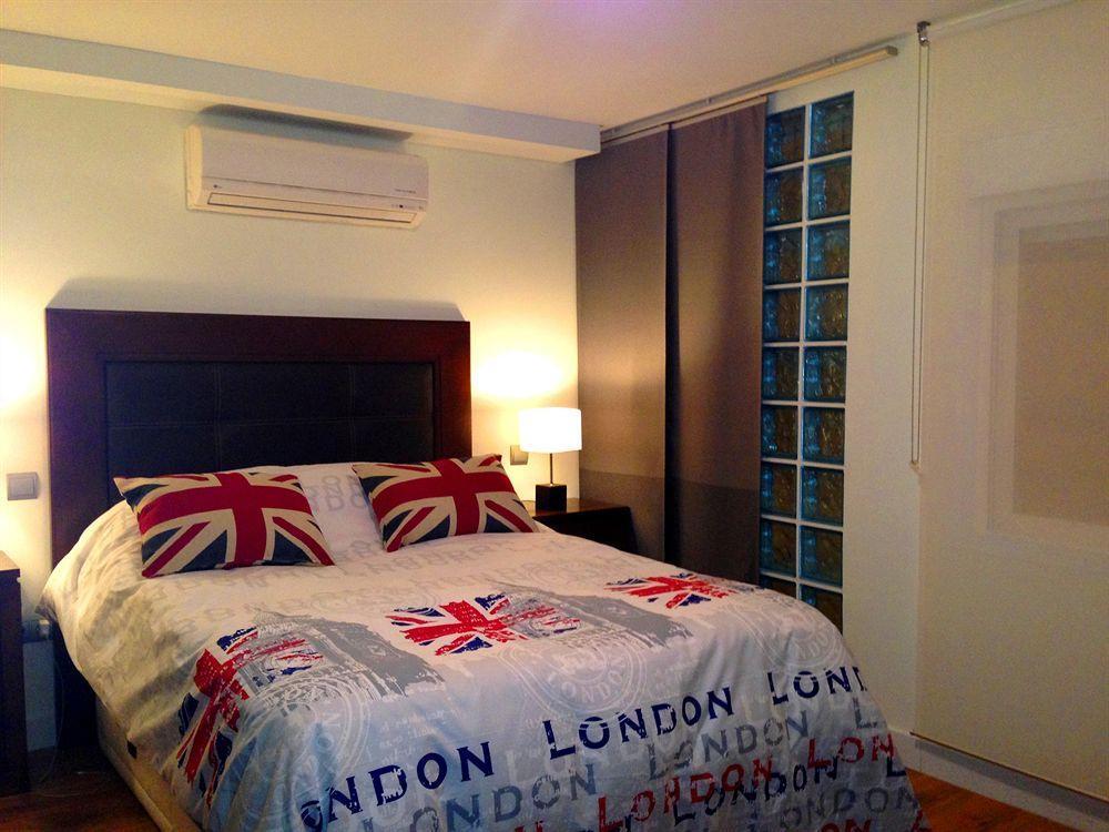 Hostal Los Angeles Мадрид Экстерьер фото